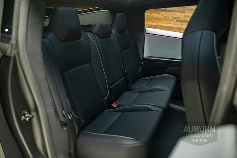 2024 Tesla Cybertruck - Image 13 of 21
