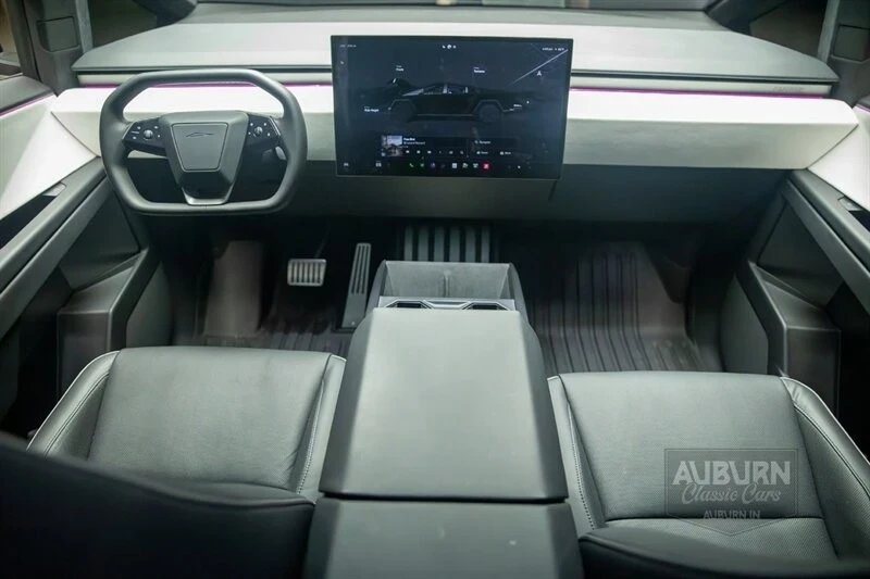 2024 Tesla Cybertruck - Image 16 of 21