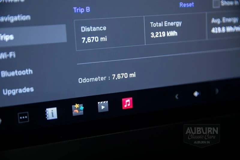 2024 Tesla Cybertruck - Image 11 of 21