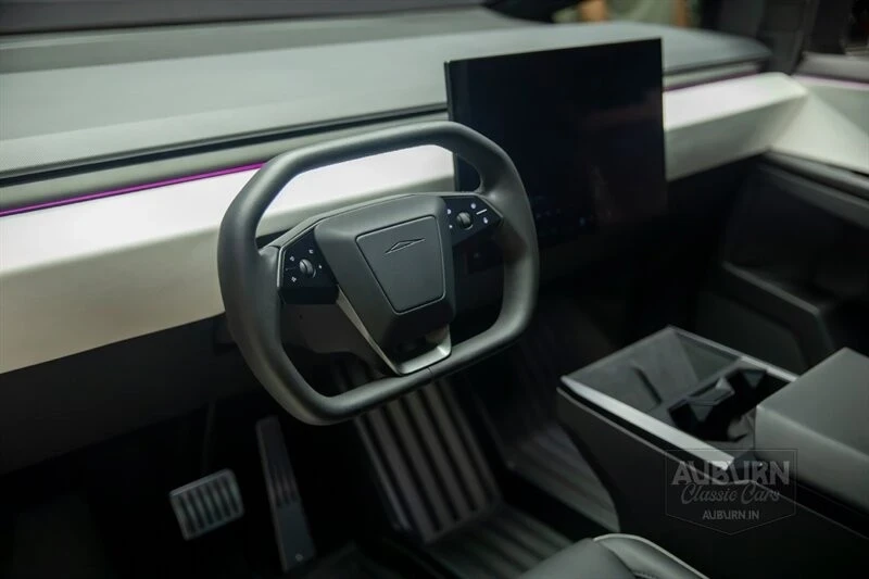 2024 Tesla Cybertruck - Image 20 of 21