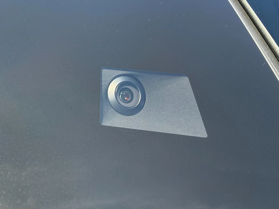 2024 Tesla Cybertruck - Image 11 of 12
