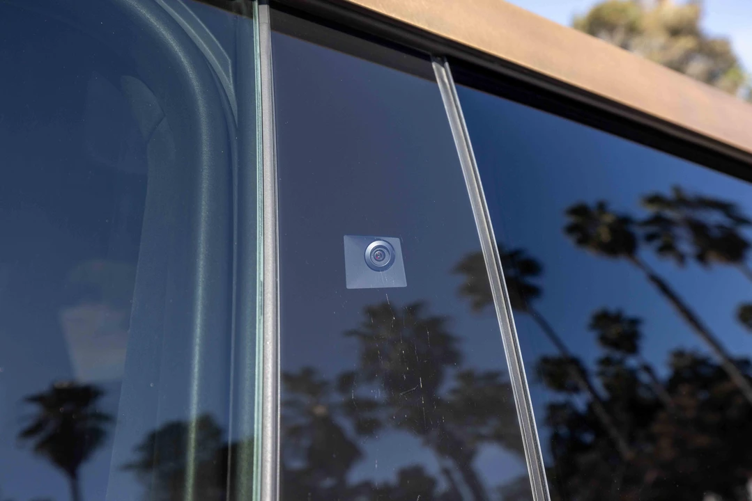 2024 Tesla Cybertruck - Image 26 of 31