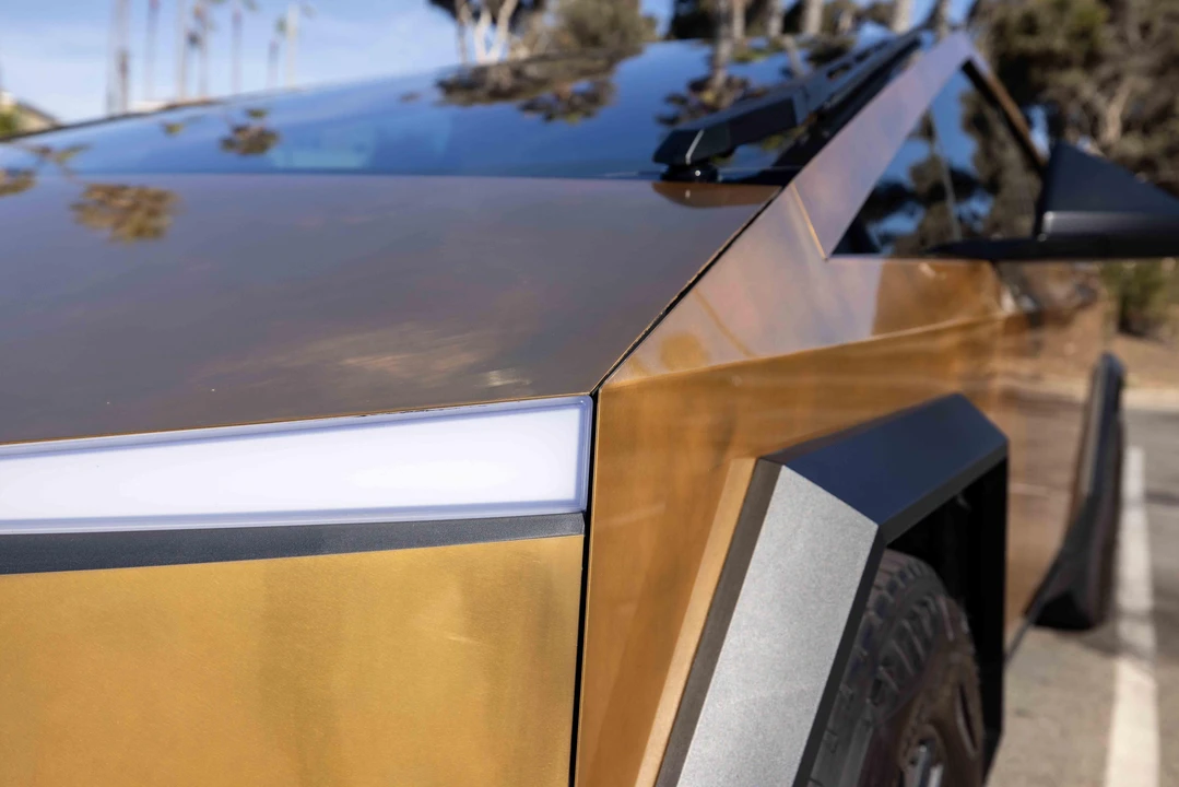 2024 Tesla Cybertruck - Image 19 of 31