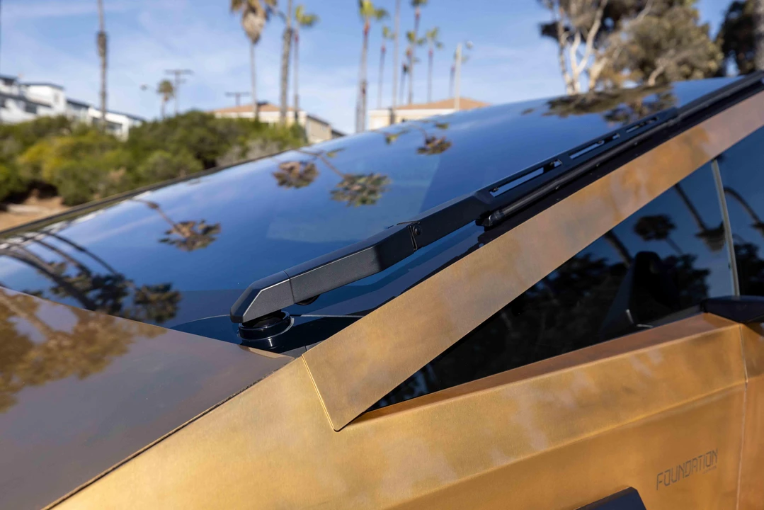 2024 Tesla Cybertruck - Image 21 of 31