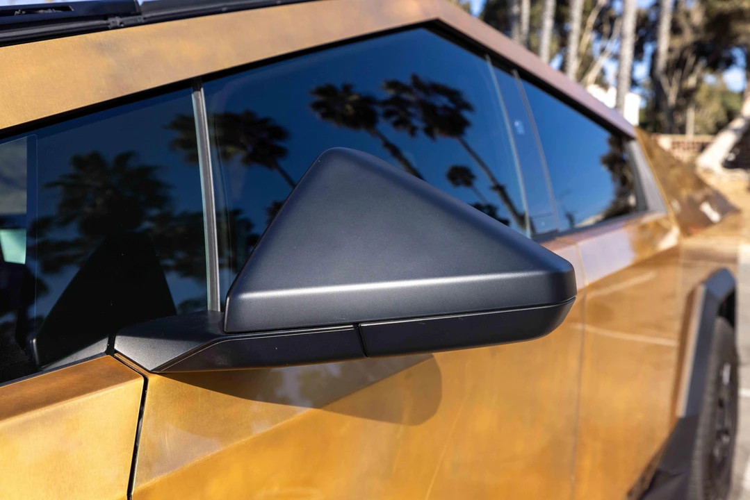 2024 Tesla Cybertruck - Image 23 of 31