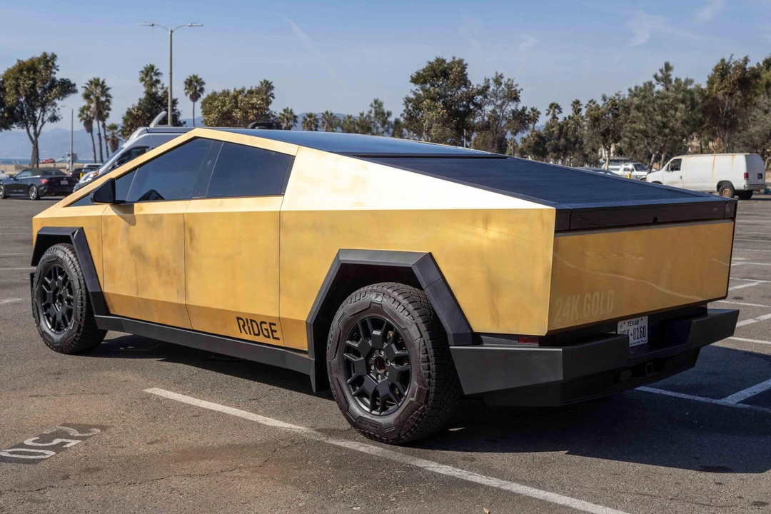2024 Tesla Cybertruck - Image 4 of 31