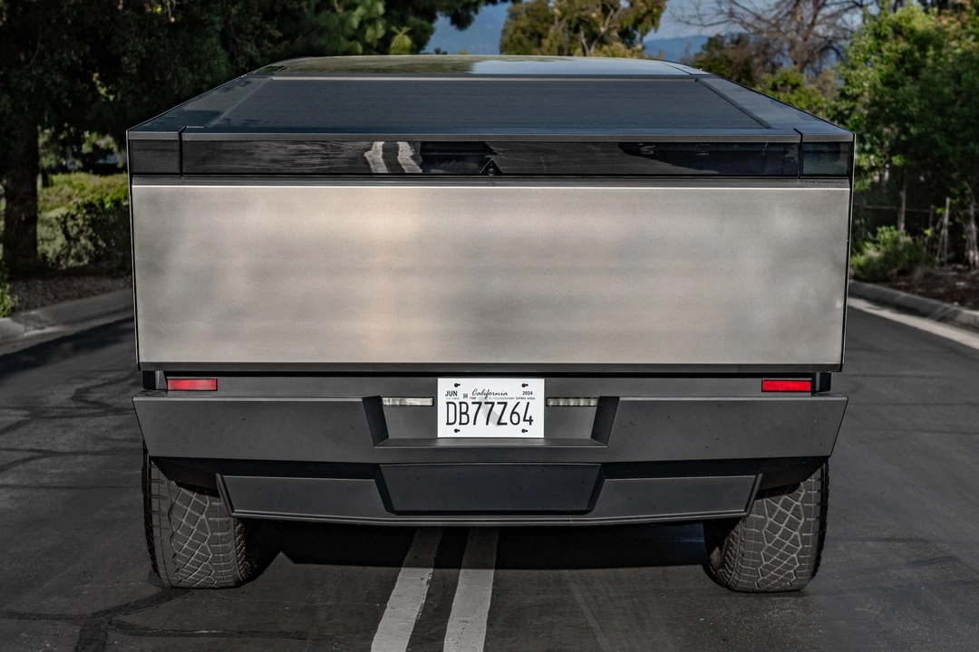 2024 Tesla Cybertruck - Image 5 of 31