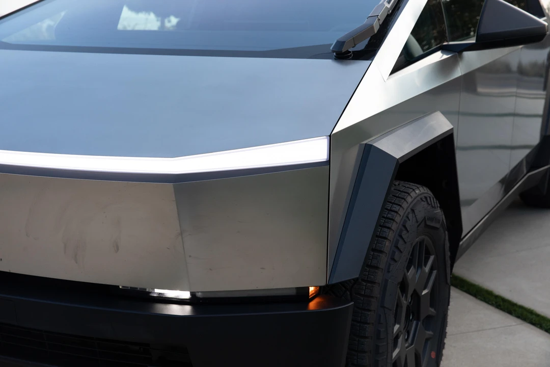 2024 Tesla Cybertruck - Image 21 of 31