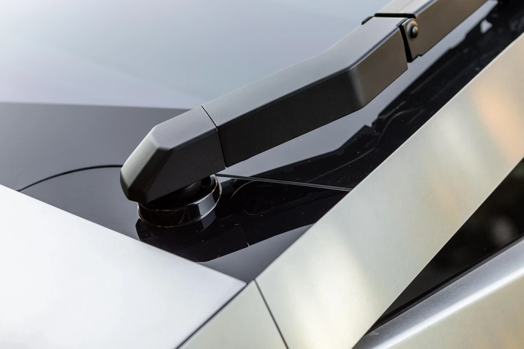 2024 Tesla Cybertruck - Image 27 of 31