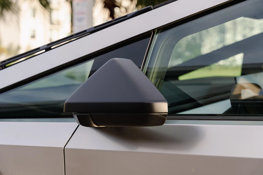 2024 Tesla Cybertruck - Image 21 of 31