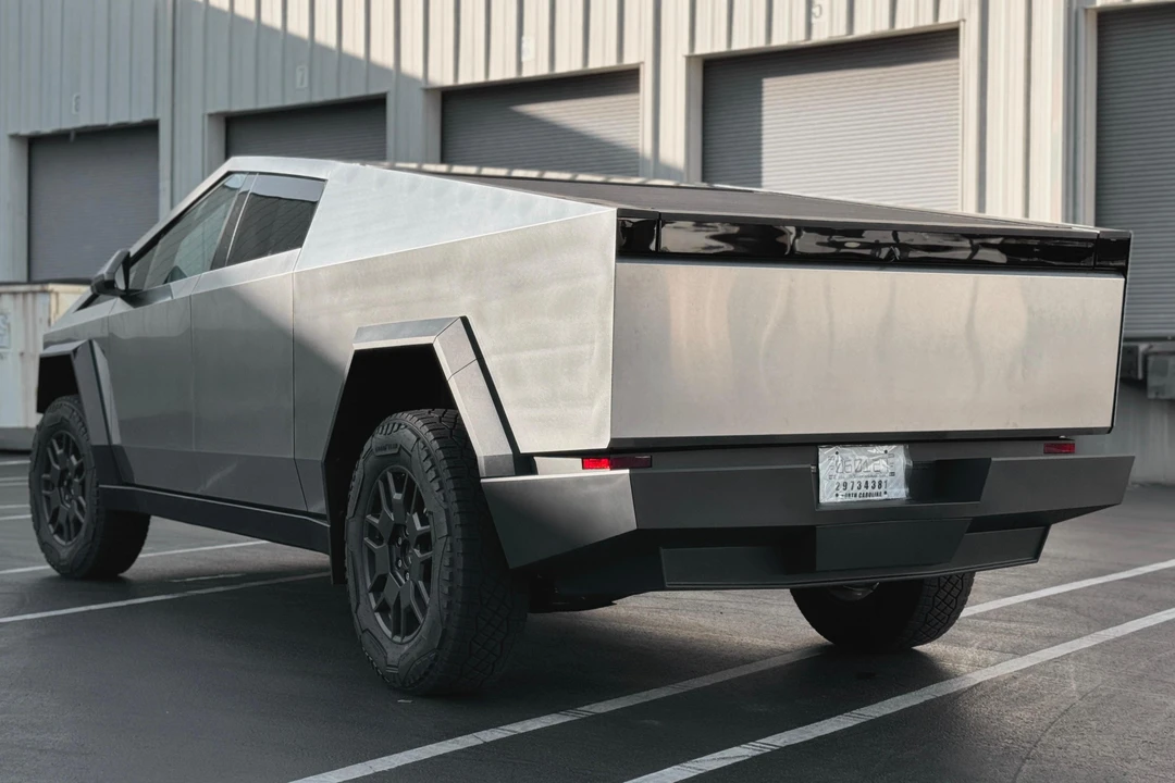 2024 Tesla Cybertruck - Image 4 of 31