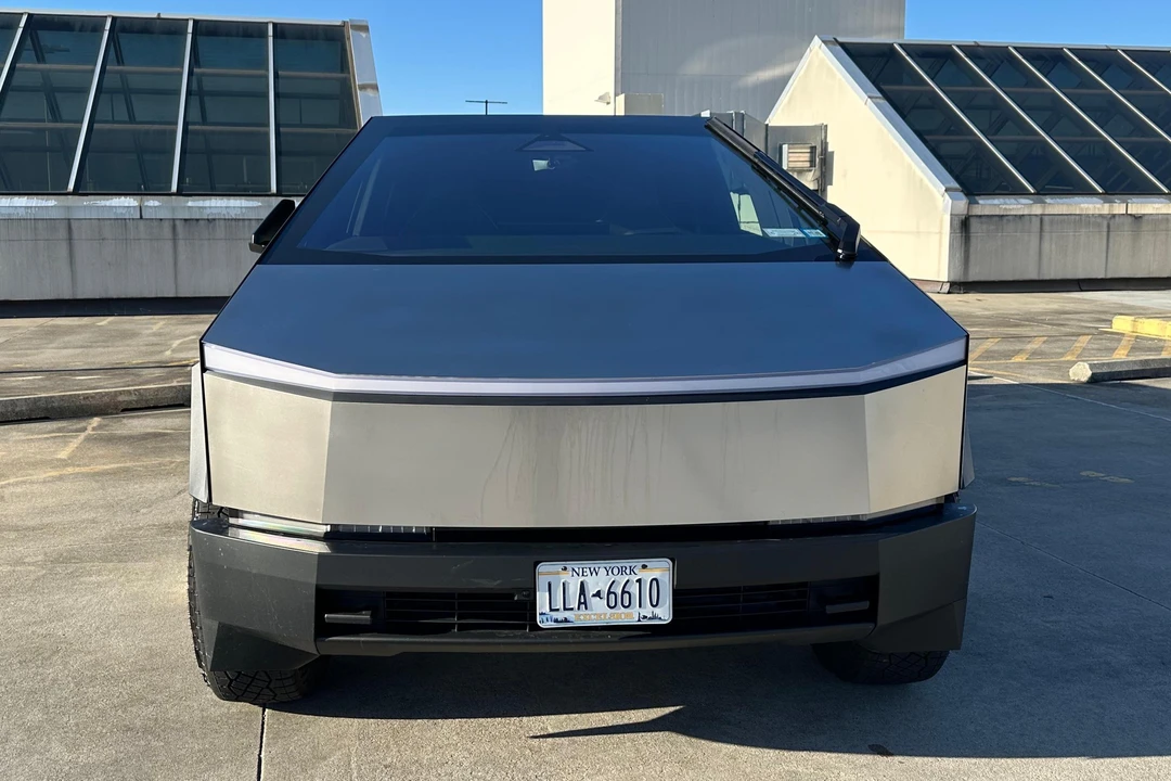 2024 Tesla Cybertruck - Image 7 of 31