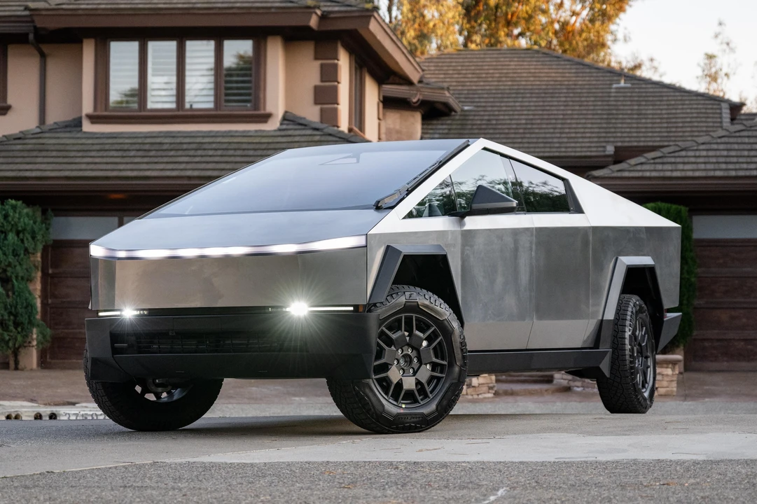 2024 Tesla Cybertruck - Image 6 of 31