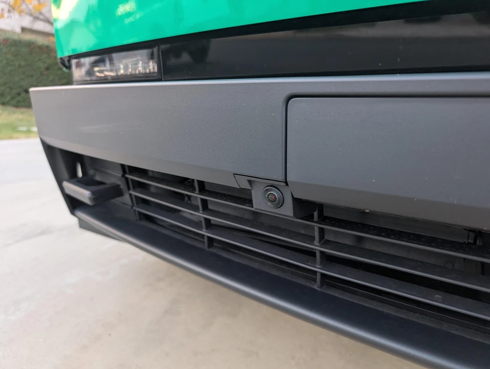 2024 Tesla Cybertruck - Image 12 of 31