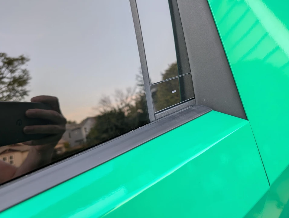 2024 Tesla Cybertruck - Image 21 of 31
