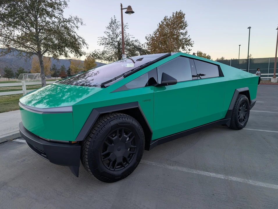 2024 Tesla Cybertruck - Image 6 of 31