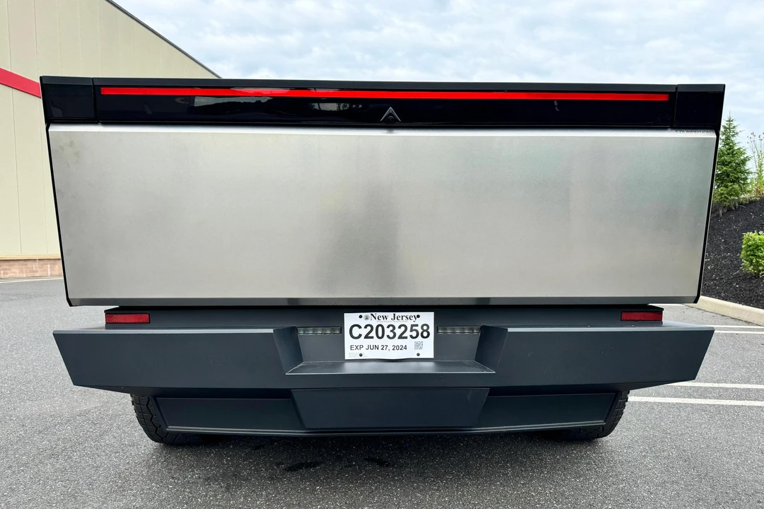 2024 Tesla Cybertruck - Image 5 of 18