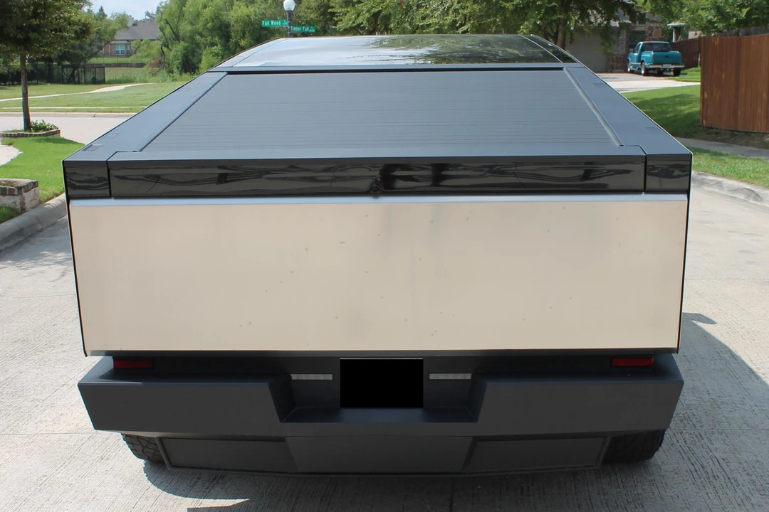 2024 Tesla Cybertruck - Image 5 of 5
