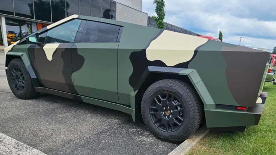 2024 Tesla Cybertruck - Image 2 of 14