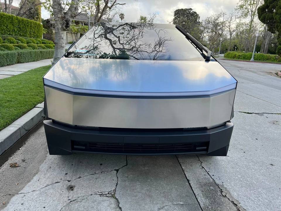 2024 Tesla Cybertruck - Image 7 of 31