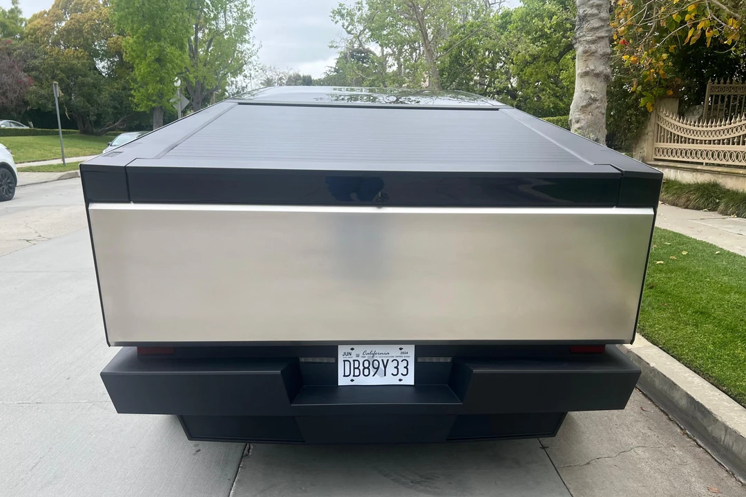 2024 Tesla Cybertruck - Image 5 of 31