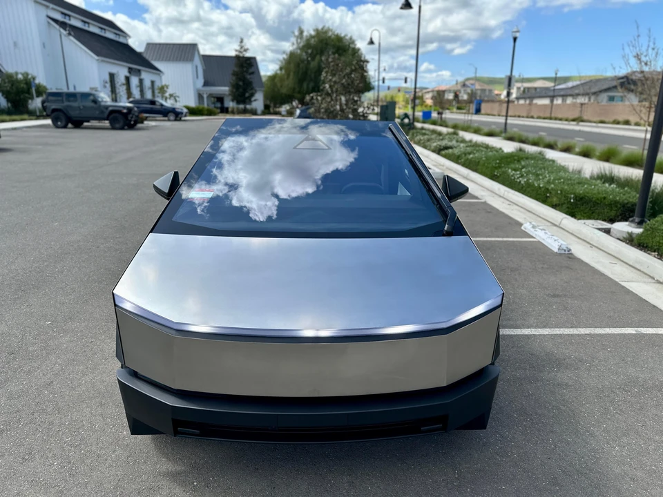 2024 Tesla Cybertruck - Image 8 of 30