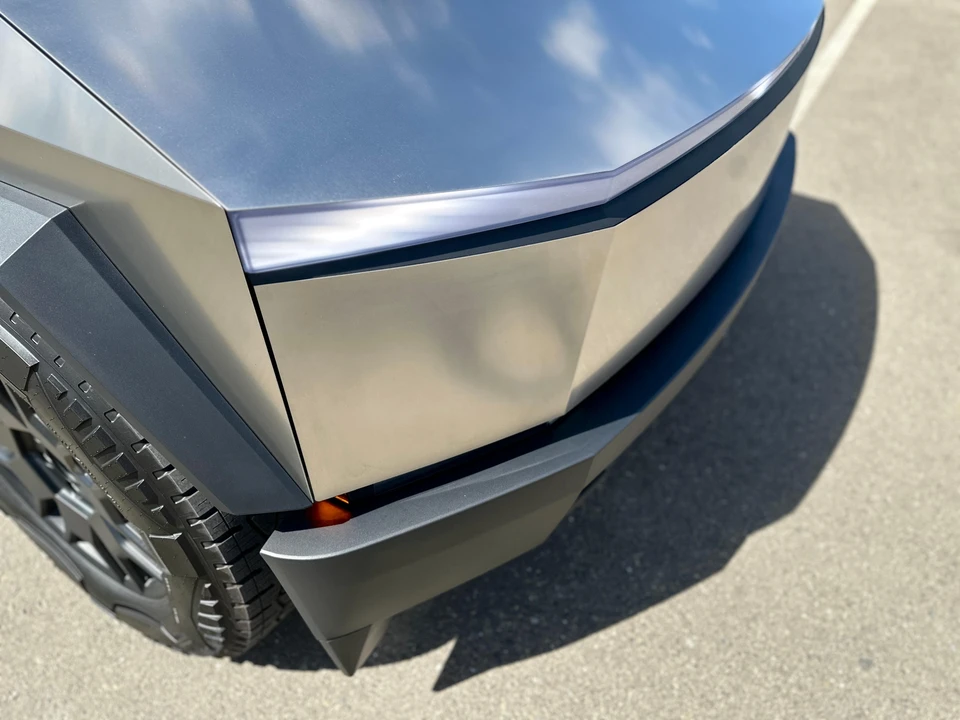 2024 Tesla Cybertruck - Image 23 of 30