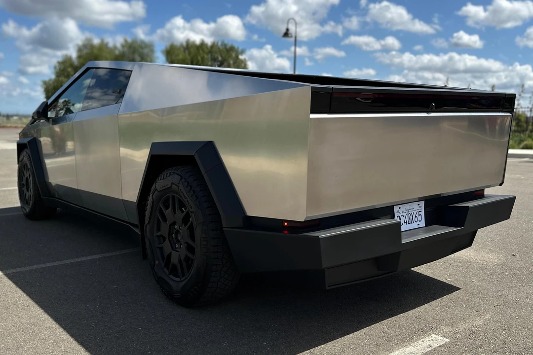 2024 Tesla Cybertruck - Image 4 of 30