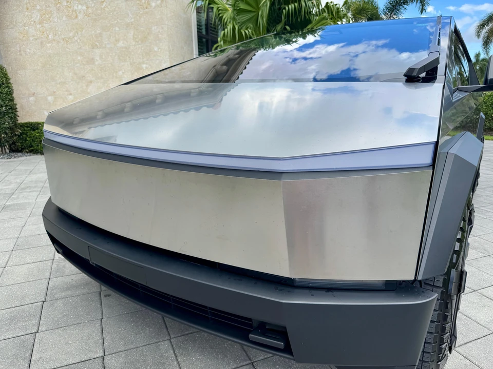 2024 Tesla Cybertruck - Image 13 of 31