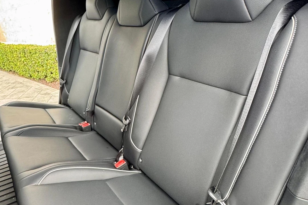 2024 Tesla Cybertruck - Image 27 of 31