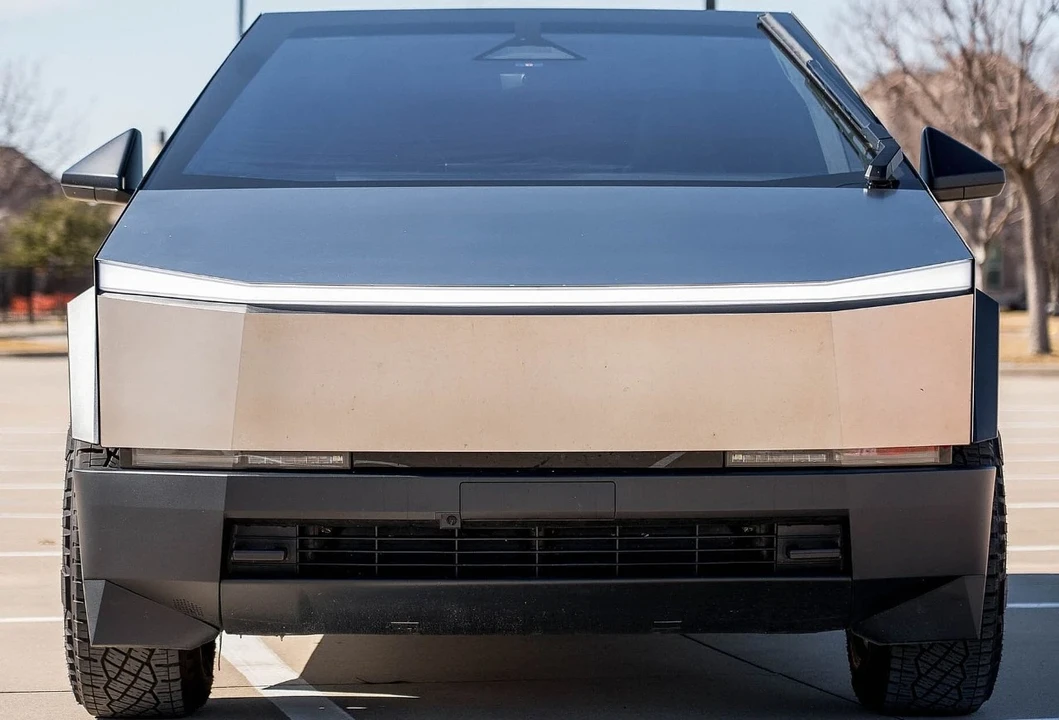 2024 Tesla Cybertruck - Image 9 of 21