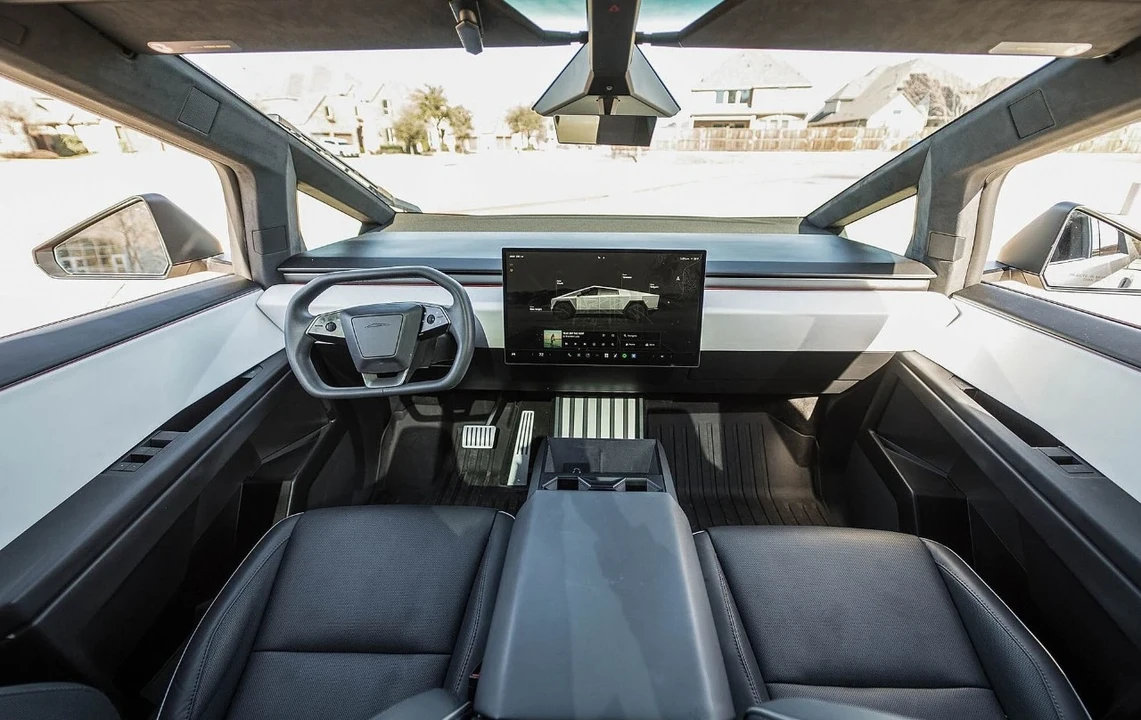 2024 Tesla Cybertruck - Image 13 of 21