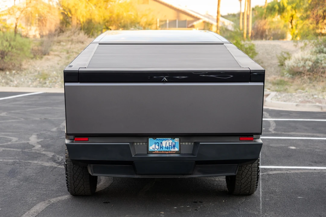 2024 Tesla Cybertruck - Image 5 of 31