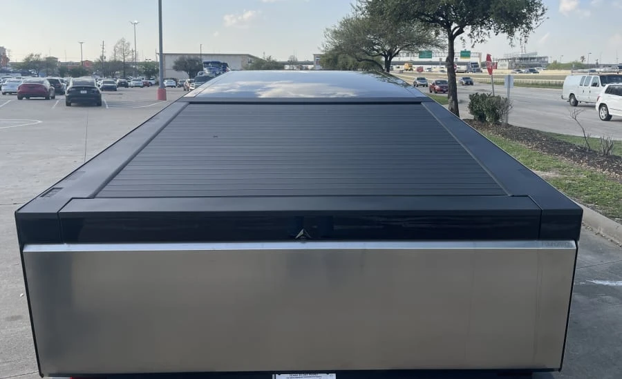 2024 Tesla Cybertruck - Image 31 of 31