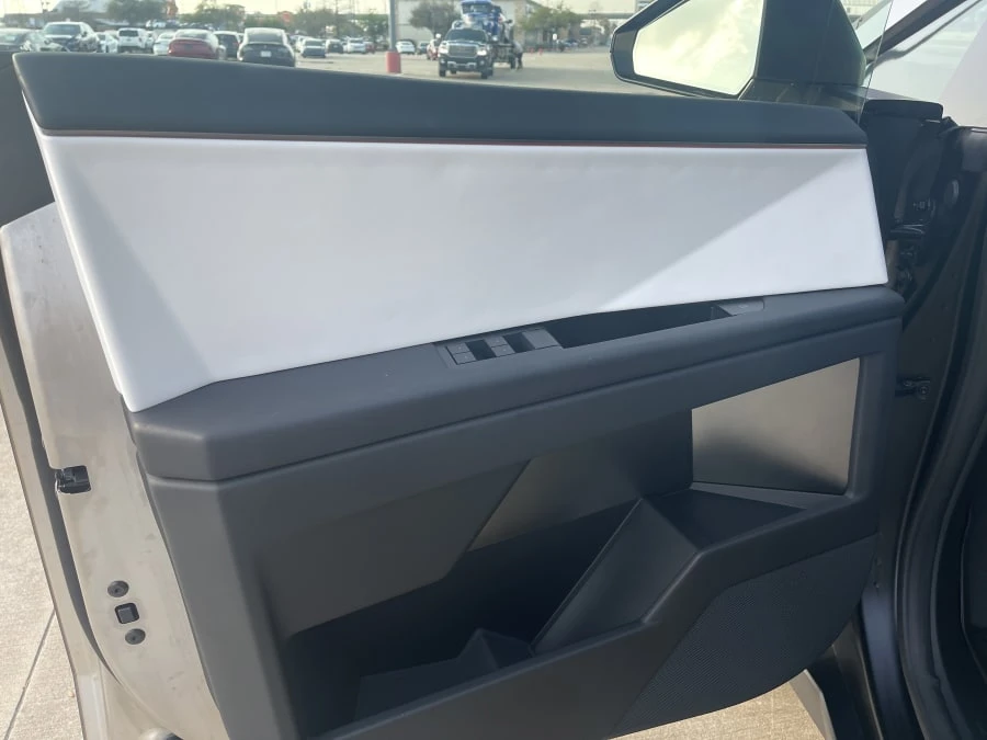 2024 Tesla Cybertruck - Image 22 of 31