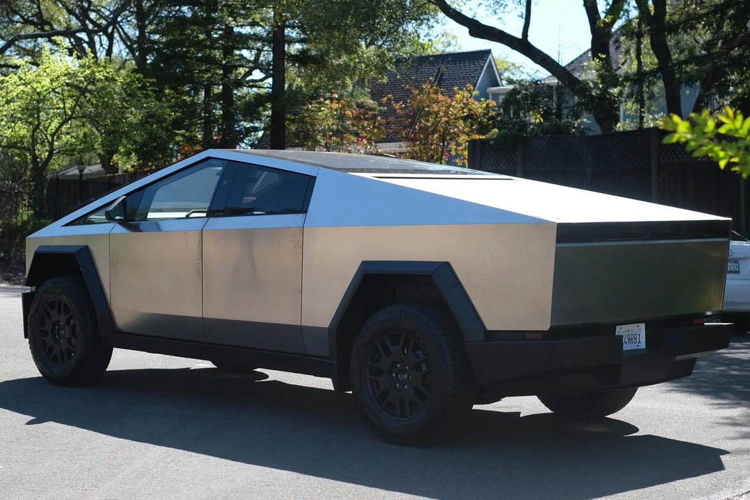 2024 Tesla Cybertruck - Image 4 of 9