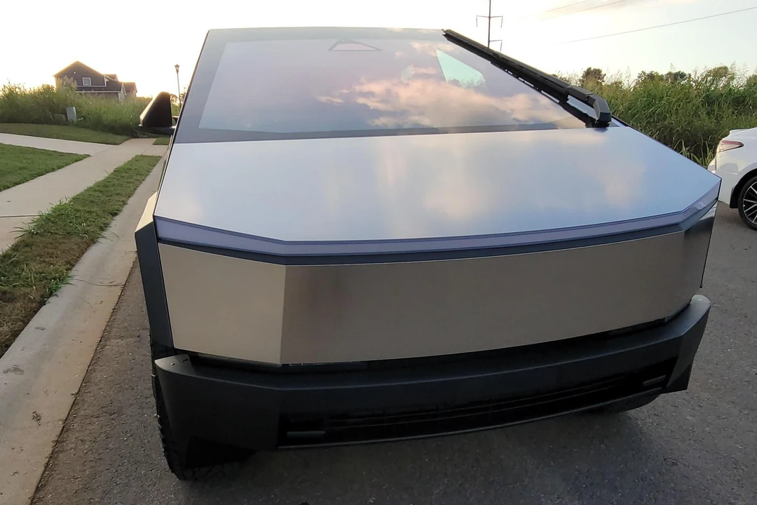2024 Tesla Cybertruck - Image 11 of 31