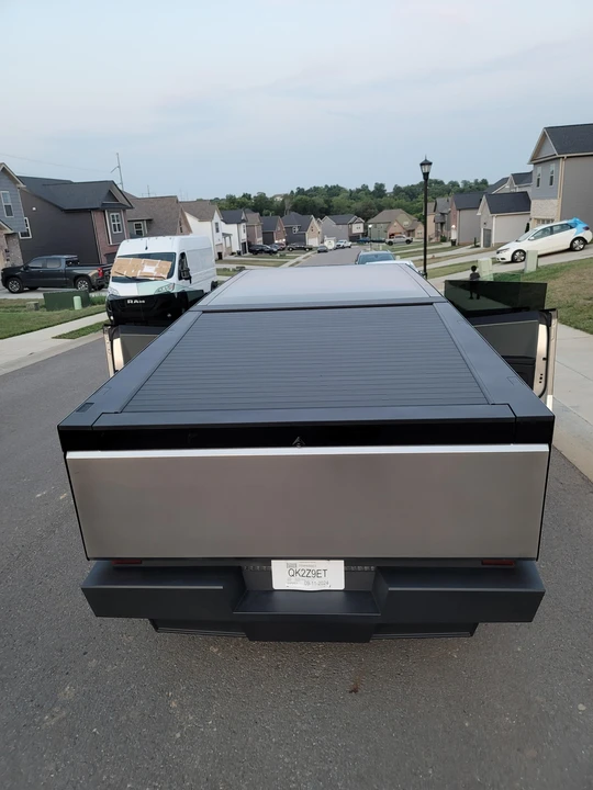 2024 Tesla Cybertruck - Image 20 of 31