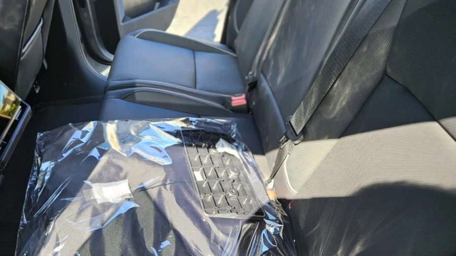 2024 Tesla Cybertruck - Image 9 of 10