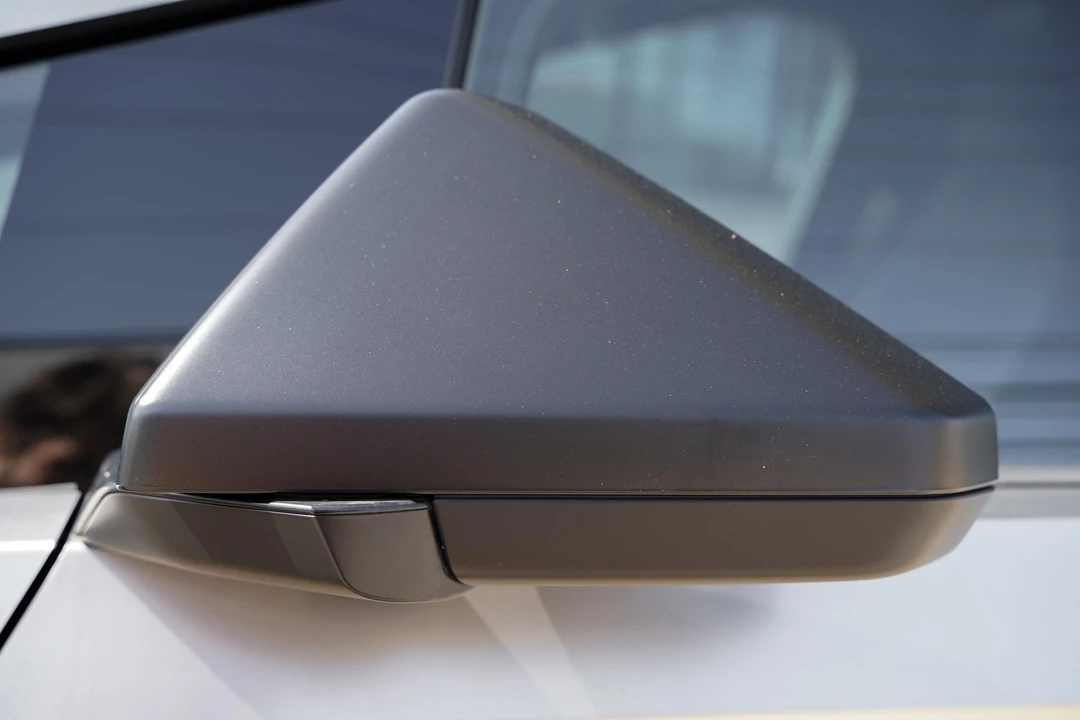 2024 Tesla Cybertruck - Image 26 of 31