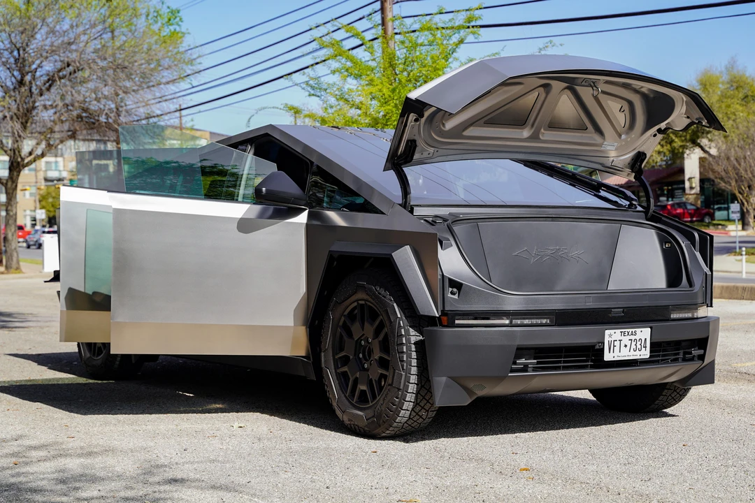 2024 Tesla Cybertruck - Image 9 of 31