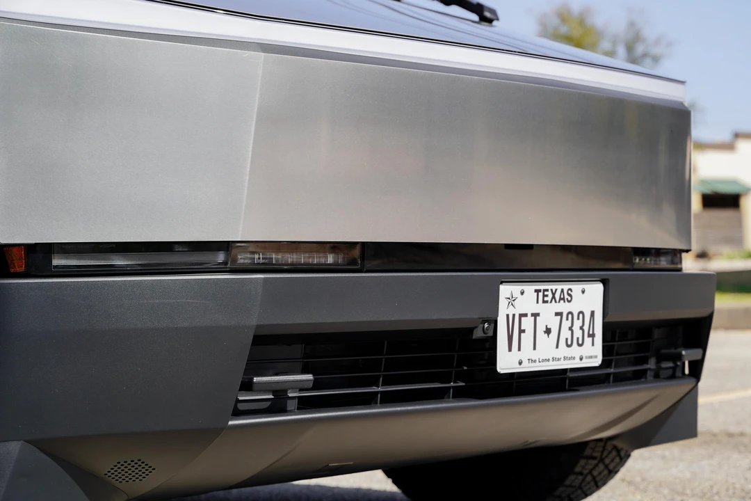2024 Tesla Cybertruck - Image 18 of 31