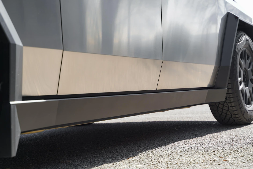2024 Tesla Cybertruck - Image 28 of 31