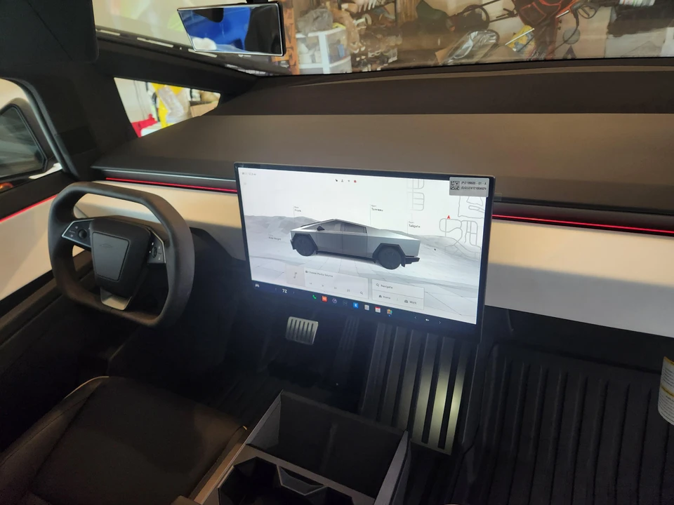 2024 Tesla Cybertruck - Image 31 of 31