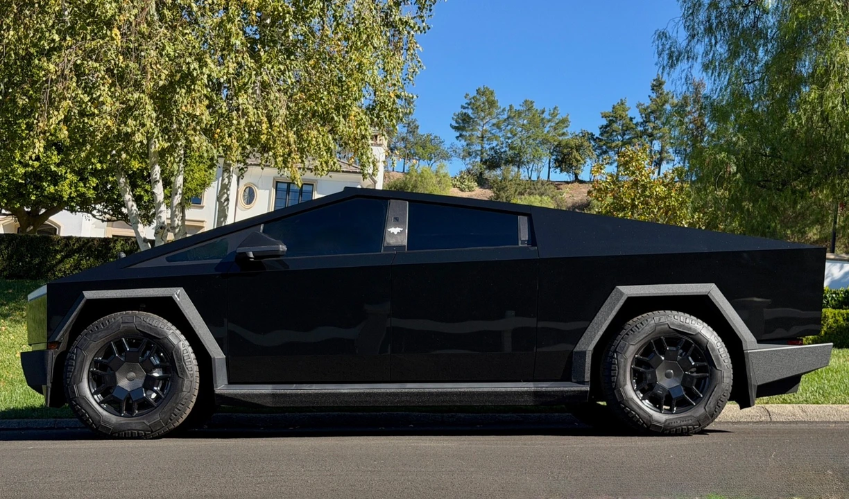 2024 Tesla Cybertruck - Image 4 of 21