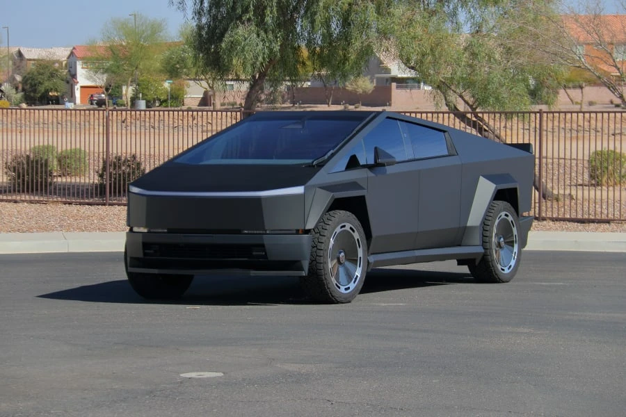 2024 Tesla Cybertruck - Image 27 of 31