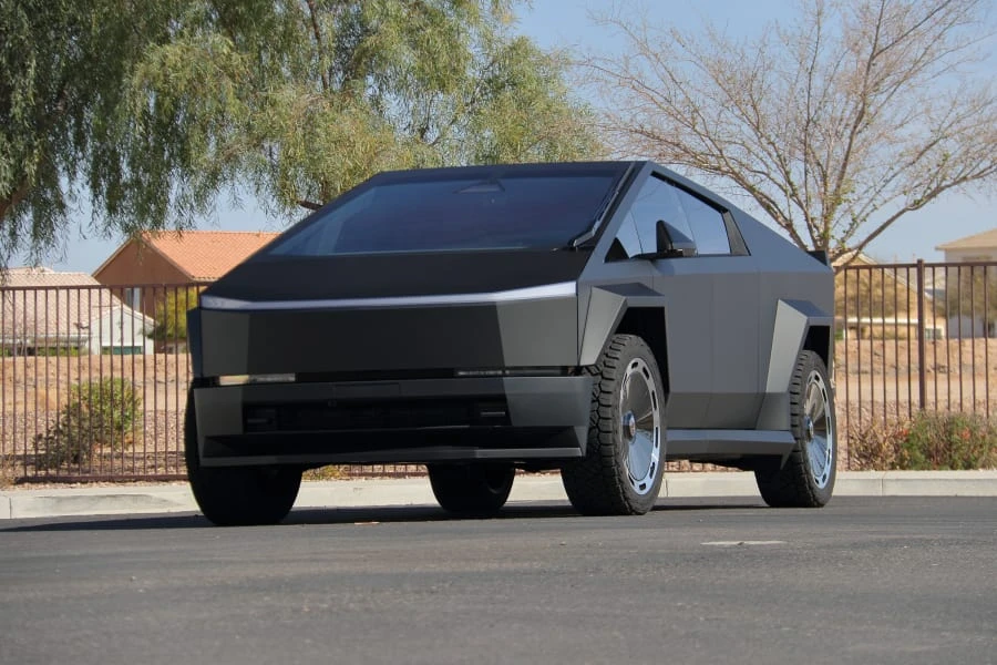 2024 Tesla Cybertruck - Image 23 of 31