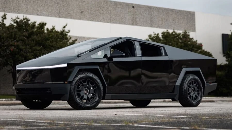 2024 Tesla Cybertruck - Image 5 of 14