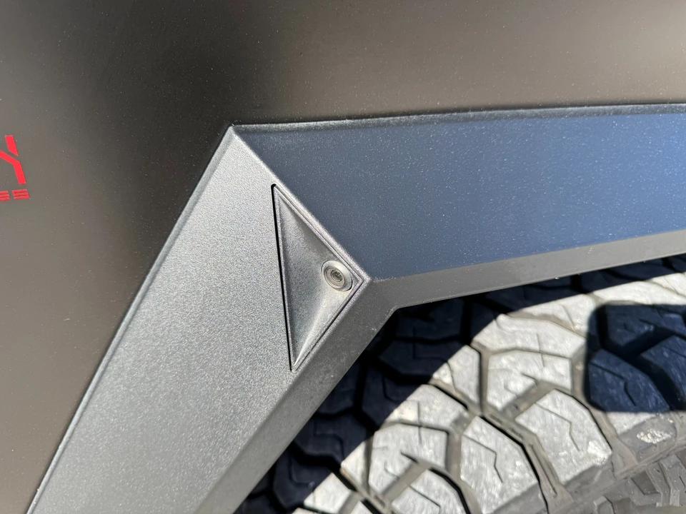 2024 Tesla Cybertruck - Image 10 of 12