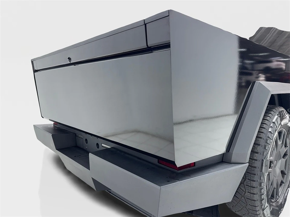 2024 Tesla Cybertruck - Image 9 of 12